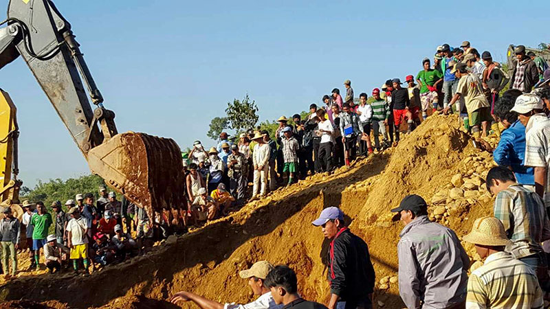 Five people trapped under soil after slope collapses at Hpakant jade ...