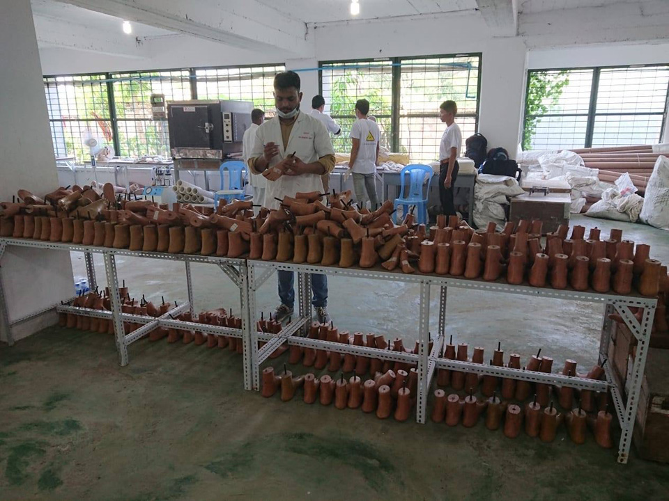 Jaipur Foot artificial limb fitting underway in Myanmar Mizzima