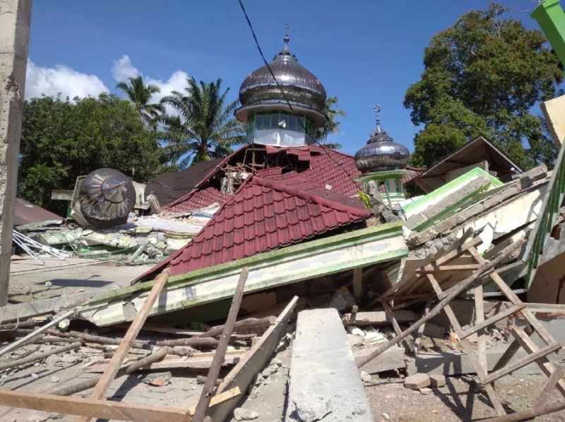 Seven Dead As 62 Magnitude Earthquake Strikes Indonesias Sumatra Mizzima Myanmar News And