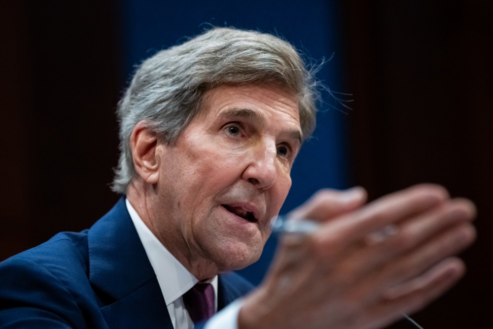 Us Envoy Kerry Arrives In China To Restart Climate Talks Mizzima