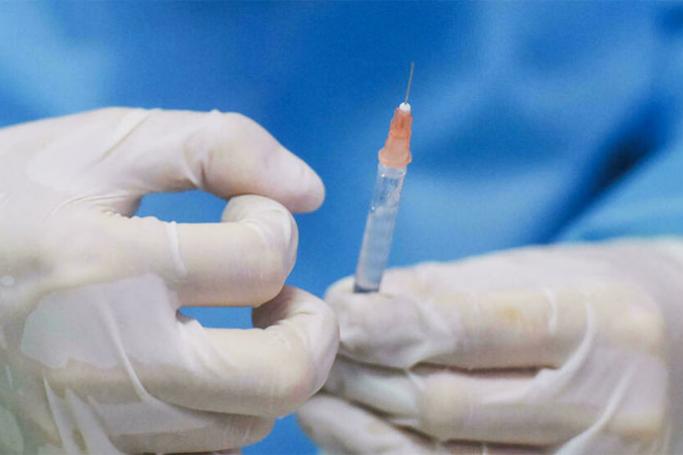 China has already provided more than 700 million doses of vaccine to other countries this year. Photo: AFP