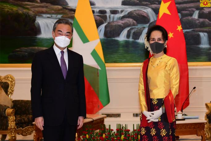 State Counsellor Aung San Suu Kyi received Chinese State Councilor and Foreign Minister Wang Yi at the Hall for Envoys of the Presidential Palace in Nay Pyi Taw on January 11, 2021. Photo: Myanmar State Counsellor Office