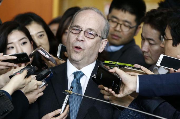 Daniel Russel (C), US Assistant Secretary of State for East Asian and Pacific Affairs, seen here speaking in South Korea, 17 March 2015. Photo: Jeon Heon-Kyun/EPA
