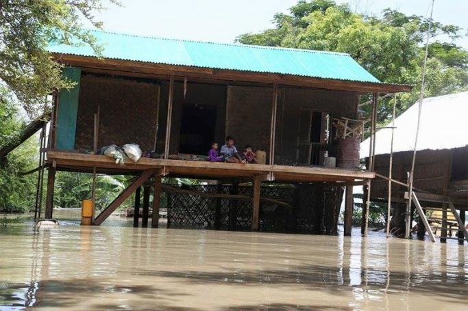 Flood in Pwint Phyu Township, Magway Region on August 5, 2015. Photo: Bo Bo/Mizzima
