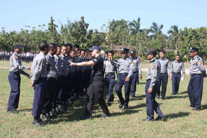 Police officers at an EU-sponsored training course conducted at the Myanmar Police Force Battalion (8) at Hmawbi, north of Yangon, on November 5, 2013. Photo: Mizzima
