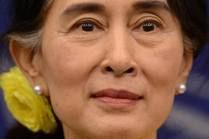(FILE) - Myanmar opposition leader Aung San Suu Kyi delivers a press conference after receiving the Sakharov Prize for Freedom at the European Parliament in Strasbourg France, 22 October 2013. Photo: EPA