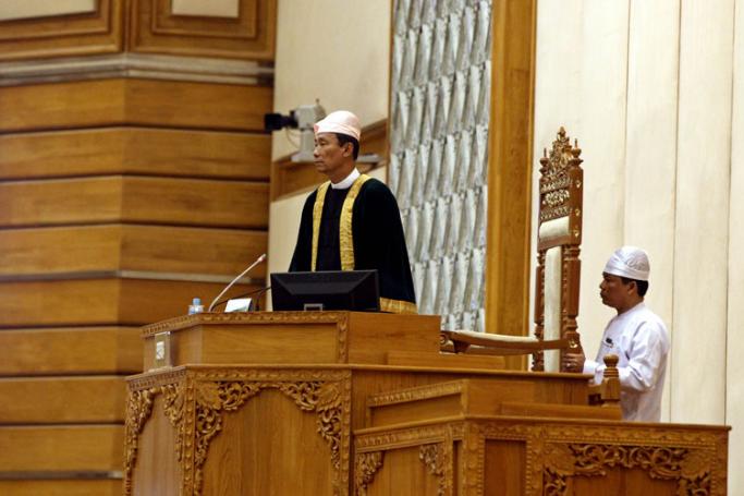 Parliamentary speaker Thura Shwe Mann (C) attends a session of the parliament in Naypyitaw, Myanmar, 18 August 2015. Photo: Nyein Chan Naing/EPA
