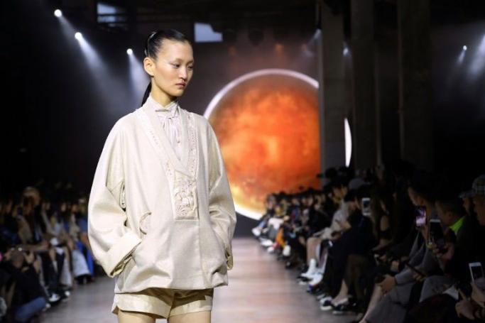 Shiatzy Chen is one "Made in China" label that is a regular of Paris fashion shows as it seeks to carve out a niche in the global luxury market (AFP Photo/CHRISTOPHE ARCHAMBAULT ) 