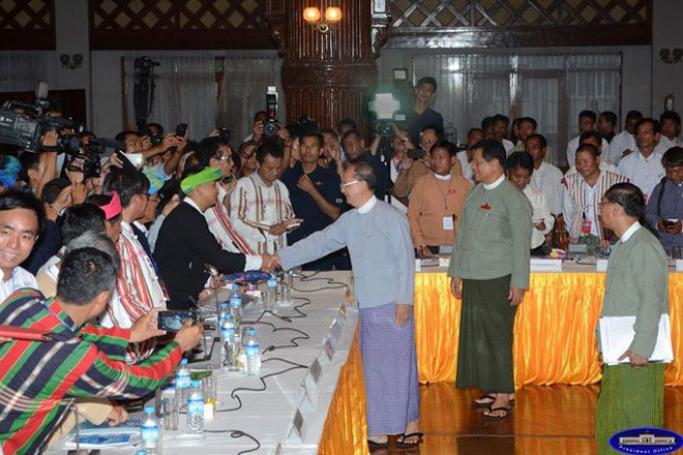President U Thein Sein meet with representatives of political parties in Yangon on May 18, 2015. Photo: President Office
