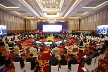 Leaders and delegates attend the 2nd ASEAN Global Dialogue as part of the 40th and 41st Association of Southeast Asian Nations (ASEAN) Summit and Related Summits in Phnom Penh, Cambodia, 13 November 2022. Photo: EPA