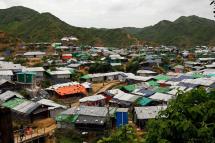 A general view shows a Rohingya refugee camp at Teknuf in Cox's Bazar, Bangladesh. Photo: Monirul Alam/EPA