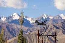 An Indian Air Force Hercules military transport plane prepares to land at an airbase in Leh, the joint capital of the union territory of Ladakh bordering China, on September 8, 2020. Photo: AFP