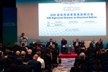(Front, L-R) World Bank Managing Director Sri Mulyani Indrawati, moderator Yingyi Qian, Chinese Finance Minister Lou Jiwei, German Finance Minister Wolfgang Schaeuble, International Monetary Fund (IMF) First Deputy Director David Lipton and Breugel Director Guntram Wolff compose a panel during a session of the G20 High-level Seminar on Structural Reform, preceeding the G20 Finance Ministers and Central Bank Governors Meeting at the Pudong Shangri-la Hotel in Shanghai, China, 26 February 2016. Photo: EPA
