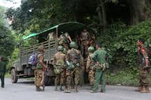 Military personnel arrive at the Gote Twin valley bridge after an attack by armed ethnic insurgents near Naung Cho township, Shan State, Myanmar, 15 August 2019. Photo: Kaung Zaw Hein/EPA