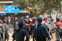 Police arrest students and other protestors in Letpadan. Photo: Thet Ko/Mizzima
