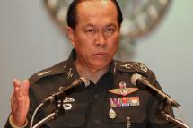 Thai Army Commander-in-Chief Gen. Anupong Paojinda gestures during a press conference at Army headquarters in Bangkok, Thailand 02 September. Photo: EPA